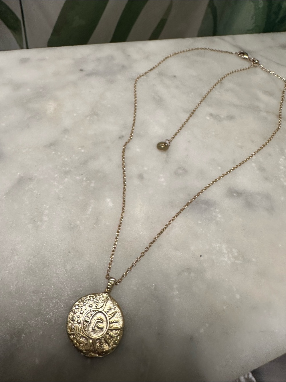 Adjustable Delicate Gold Sunburst Coin Pendant Necklace